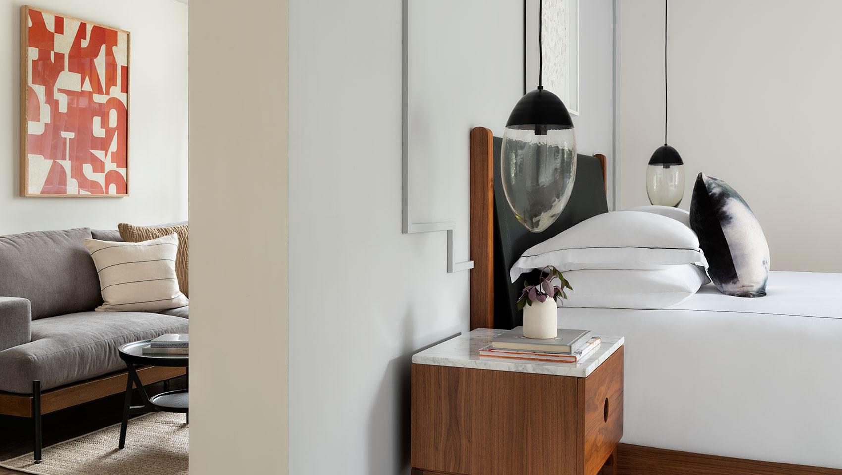 virgilio king guestroom