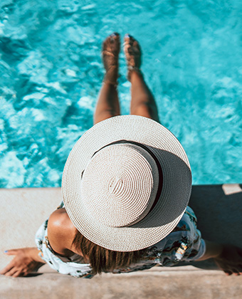 rooftop pool at kimpton virgilio